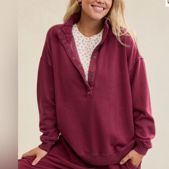 aerie Tops - Aerie Red Oh Snap Sweatshirt NWT
